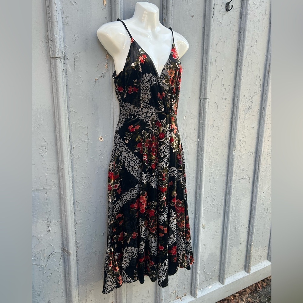 Anthropologie Eri + Ali Floral Burnout Slip Dress, size 4 - Picture 5 of 16
